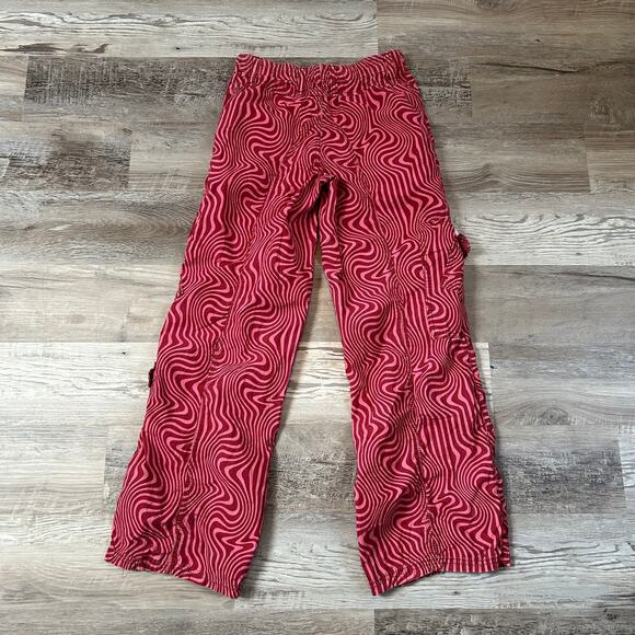 UO BDG Y2K Cargo Pants Red Pink Swirl Print Low Rise Wide Leg S - Picture 4 of 11